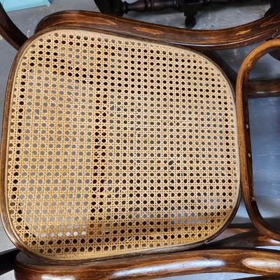 VINTAGE WOODEN CANED SWIRLED SIDES ROCKING CHAIR