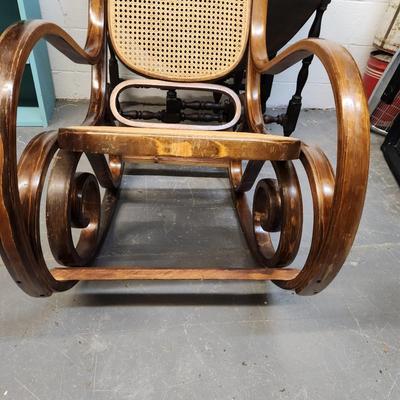VINTAGE WOODEN CANED SWIRLED SIDES ROCKING CHAIR