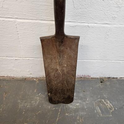 VINTAGE LONG METAL SHOVEL