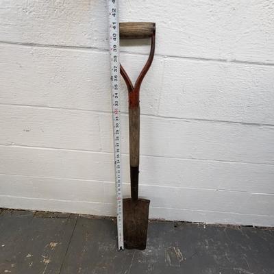 VINTAGE LONG METAL SHOVEL