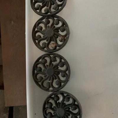 metal decor pieces