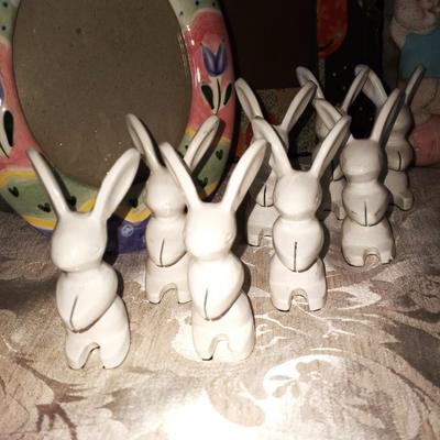 GREAT VARIETY OF EASTER DECORATIONS