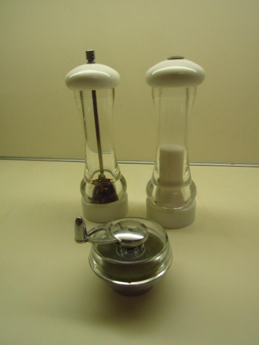 Olde Thompson Salt and Pepper and Vintage Nutmeg Grinder by WM Bounds