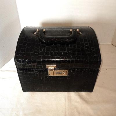 CARRY CASE-COLLECTABLE TRINKET BOXES-AND MORE