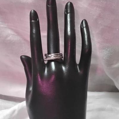 Beautiful Diamond and Black Diamond 925 Ring Size 6.5