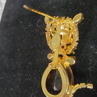 Alice Caviness Signed Cat Brooch