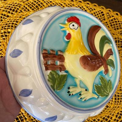 Vintage Ceramic Rooster/Chicken Jello Mold & Wall Art 