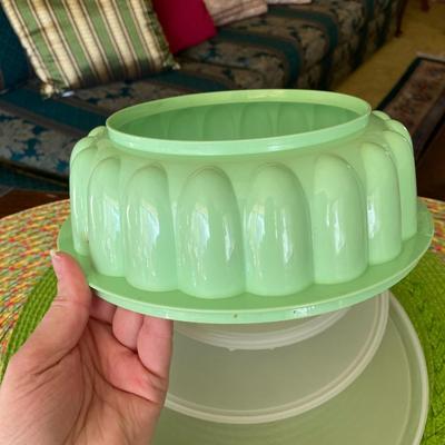 Vintage Tupperware Mint Green Jello Mold