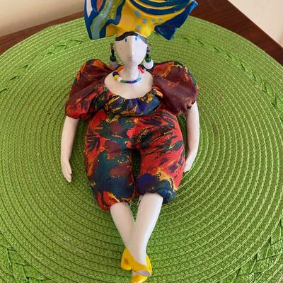 Cerri Art Doll Pouppe Millet on Blue Striped Chair