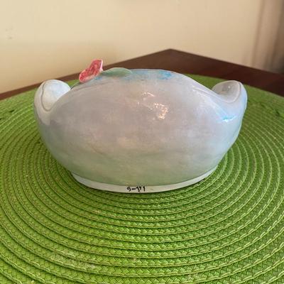 Cerri Art Doll Pouppe Millet on Baby Blue Sofa Chair