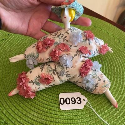 Cerri Art Doll Pouppe Millet with Floral Dress and Hat