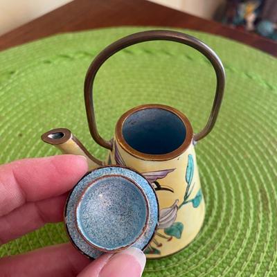 Empress Arts Enamel Teapot with Hummingbirds