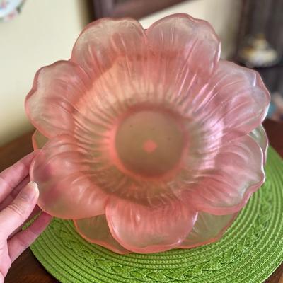 Rare Midcentury Frosted Pink Blooming Flower Bowl by Dorothy Thorpe