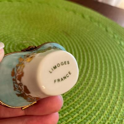 Lovely Miniature Limoges Basket and Bow Trinket Box