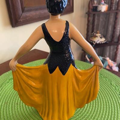 Sylvac Art Deco Dancing Lady #920