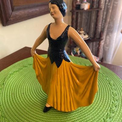 Sylvac Art Deco Dancing Lady #920