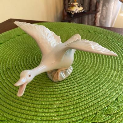 Lladro Porcelain Flying Goose / Duck