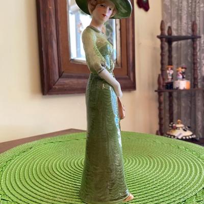 Goebel Porcelain Figurine Edwardian Grace 1911