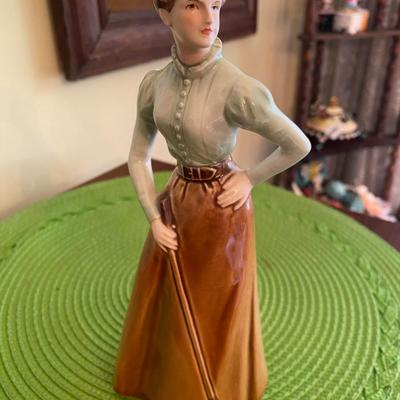 Goebel Porcelain Figurine On The Fairway 1894