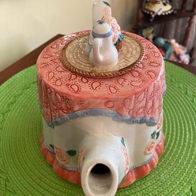 RARE Vintage High Tea Fitz and Floyd Pink and White Teapot