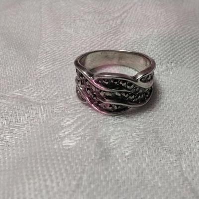 Beautiful Marcasite 925 Ring Size 7