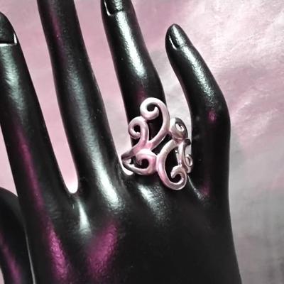 Vintage Heavy 925 Scrollwork Ring Size 8