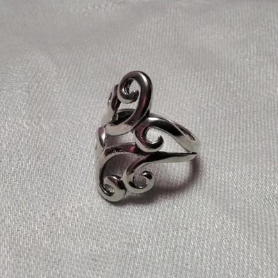 Vintage Heavy 925 Scrollwork Ring Size 8