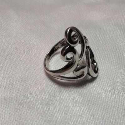 Vintage Heavy 925 Scrollwork Ring Size 8