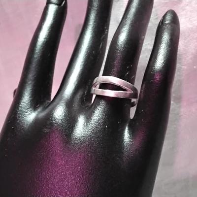Heavy Unique Vintage 925 Band Size 7