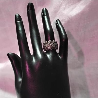 Gorgeous Vintage Marcasite 925 Ring Size 6.5