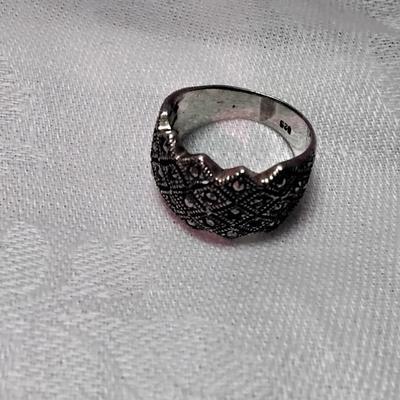Gorgeous Vintage Marcasite 925 Ring Size 6.5