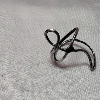 Dainty Unique Vuntage 925 Ring Size 4.5
