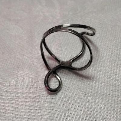 Dainty Unique Vuntage 925 Ring Size 4.5