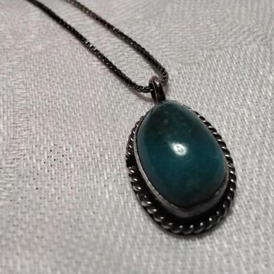 Beautiful Turquoise Stone in 925 Navaho Signed Pendant  17" 925 Italian Necklace