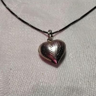 Vintage Engraved Puff Heart 18" 925 Italian Necklace