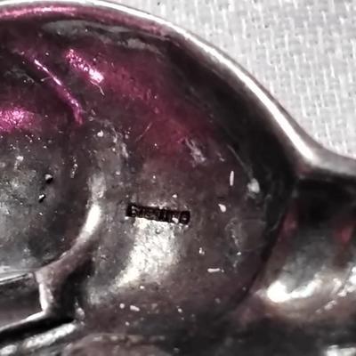 Vintage Beautiful Marcasite Ruby Eyed Cat 925 Brooch