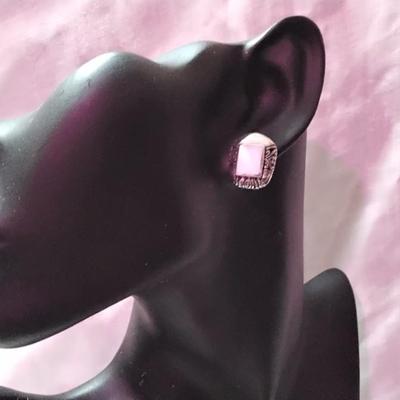 Gorgeous Mother of Pearl 925 Earrings