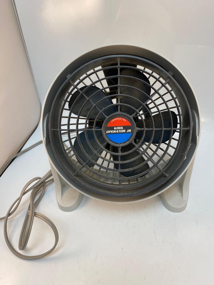 Small Personal Size Three Speed Fan Kool Operator Jr Lakewood USA