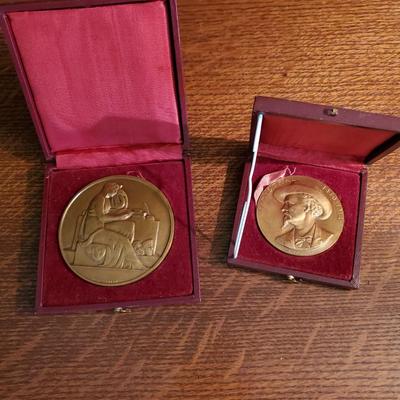Collectors Bronze Medals - Victor Hugo and France Mistral