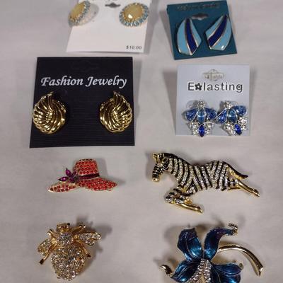 Assortment of Vintage Earrings and Pins Jewelry