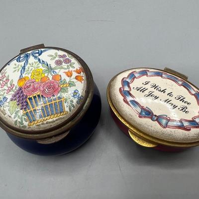 The Staffordshire Enamels Old Hall England Enamel Metal Snuff Boxes