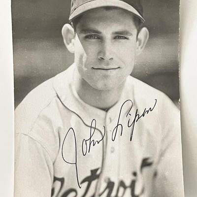 Detroit Tigers John Lipon signed photo