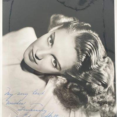 Edna Skelton signed photo