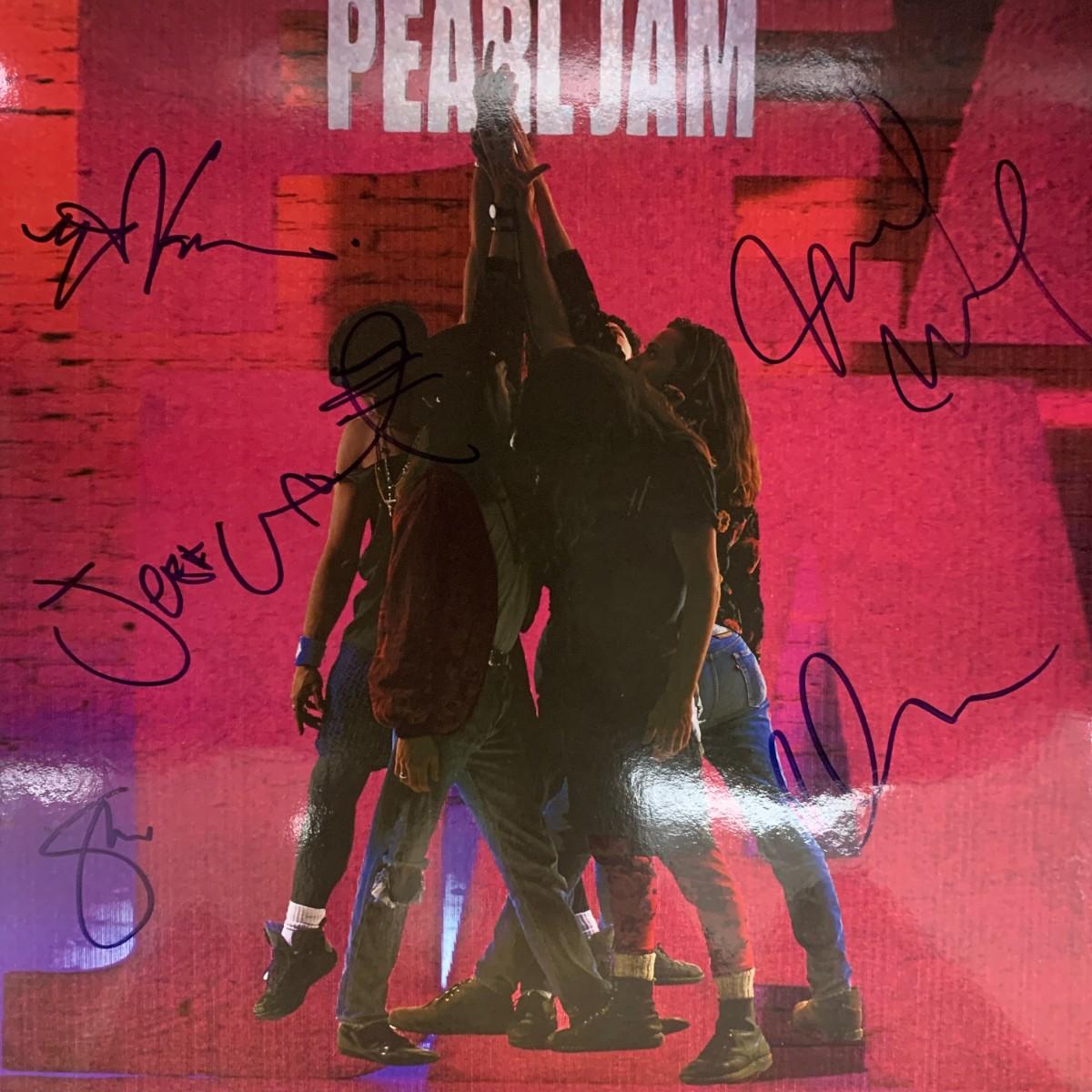 Pearl Jam Ten signed album | EstateSales.org
