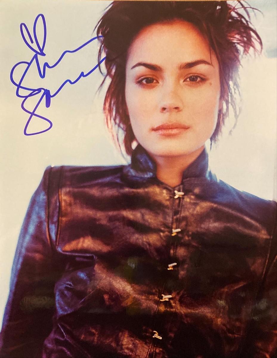 Shannyn Sossamon signed photo EstateSales