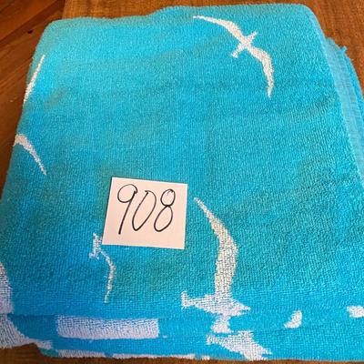 4 Beach Towels