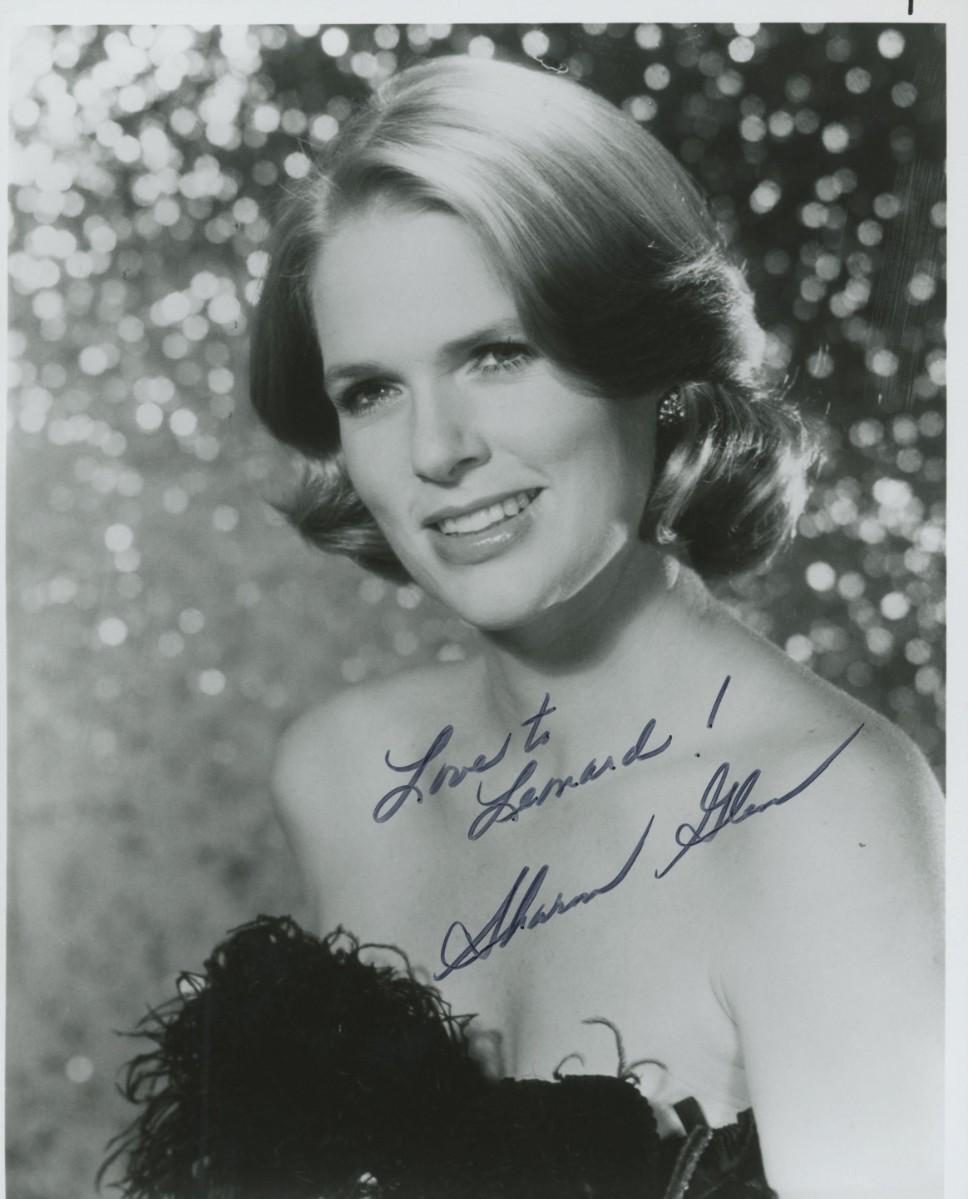 Sharon Gless signed photo | EstateSales.org
