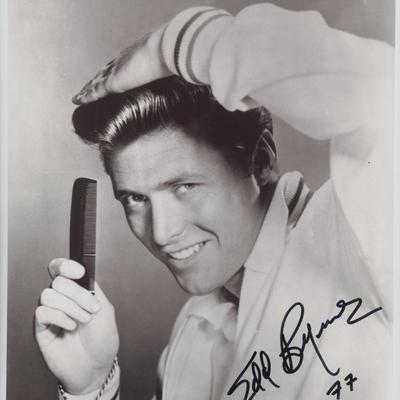 77 Sunset Strip Edd Byrnes signed photo