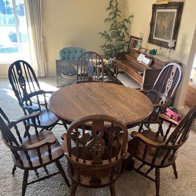 Vintage Round Dark Wood French Style Dining Room Table with 6 Matching Chairs & Table Leaf - HUNTINGTON BEACH
