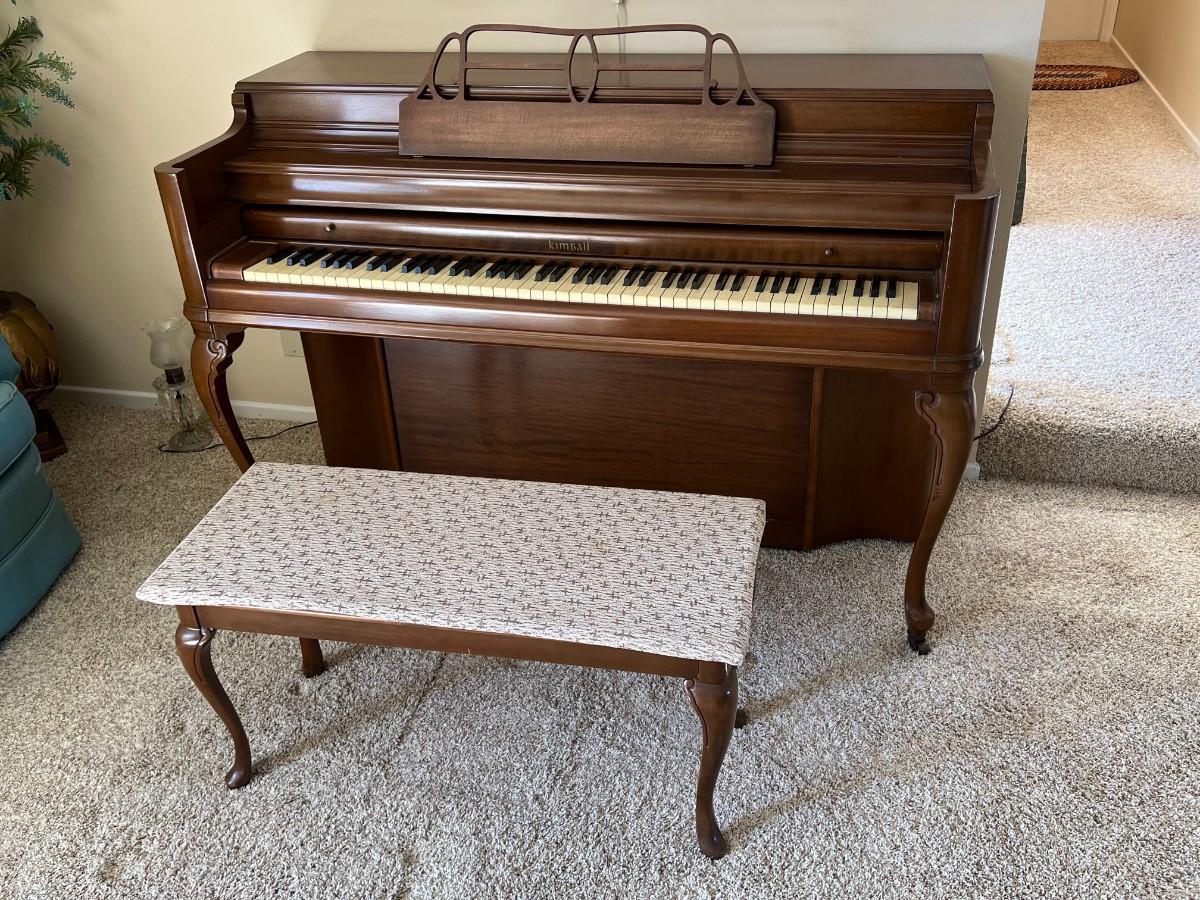 Huntington 2024 upright piano